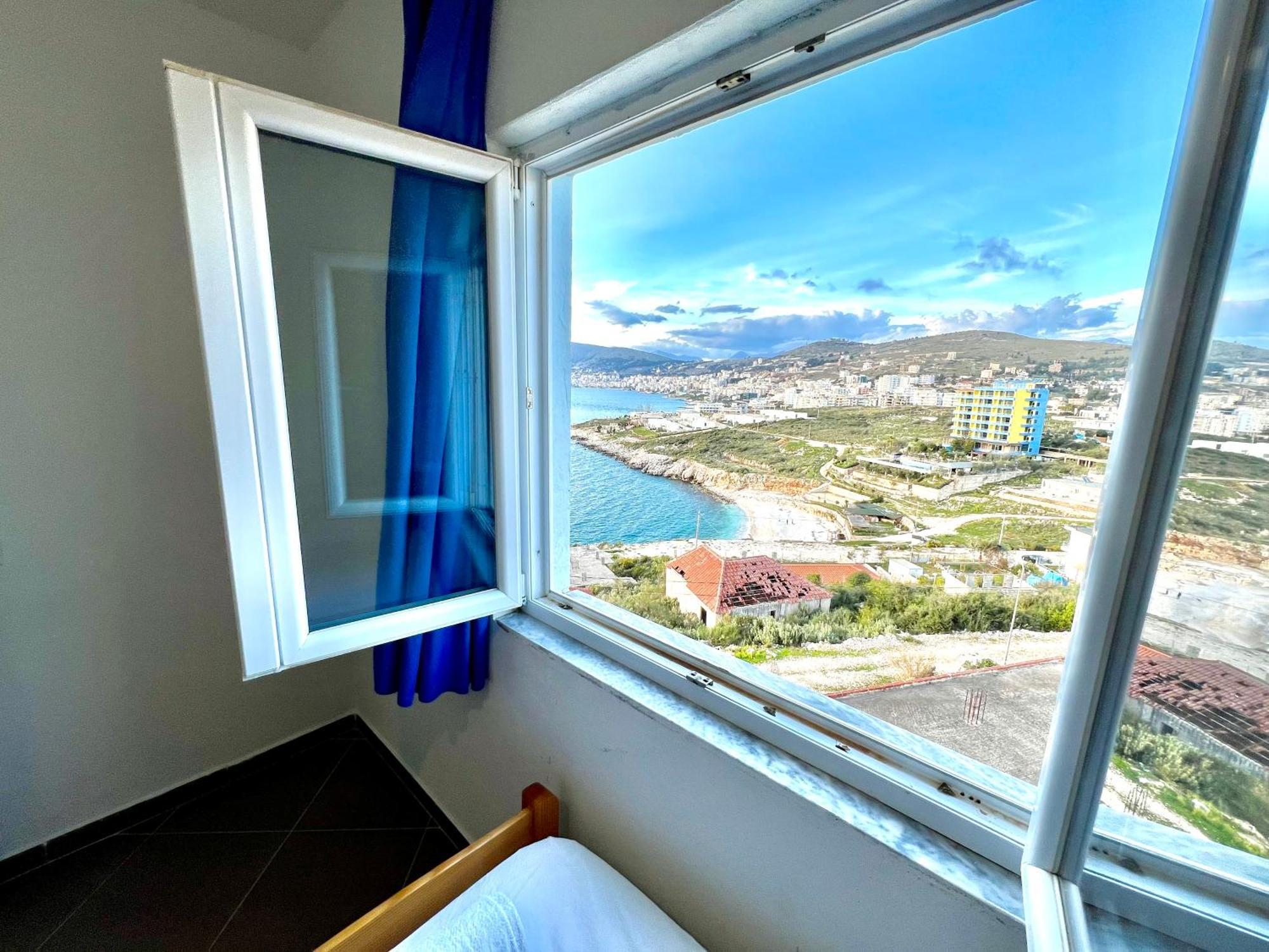 Redi'S Seaview Apartments Sarandë Eksteriør bilde