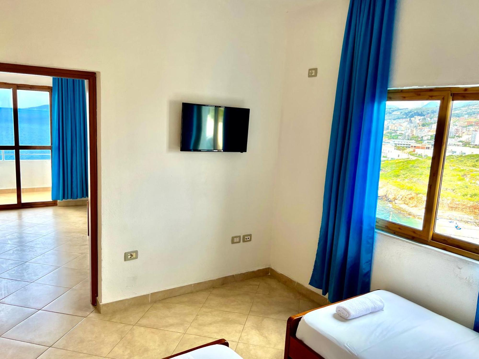 Redi'S Seaview Apartments Sarandë Eksteriør bilde