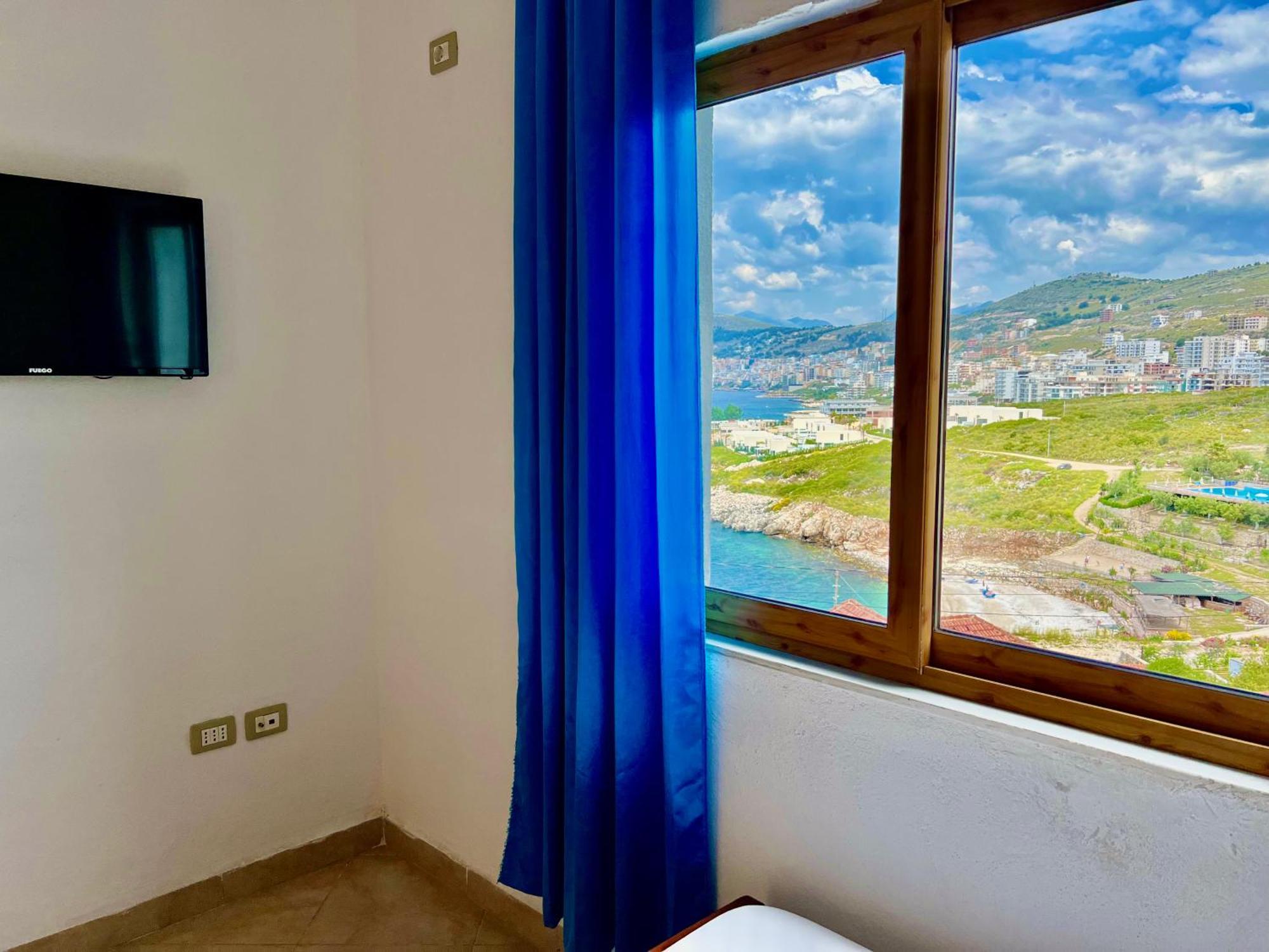 Redi'S Seaview Apartments Sarandë Eksteriør bilde